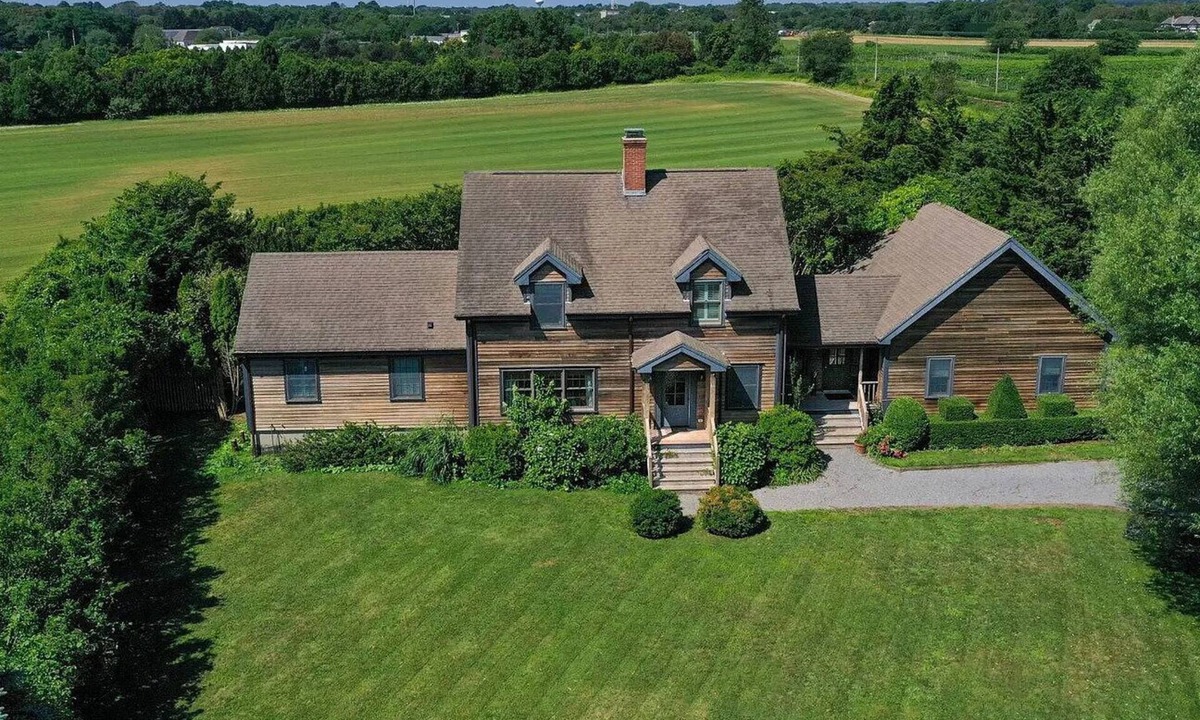 Water Mill House | Water Mill Traditional Bordering Open Farmland, Private Pool, Perfect for.