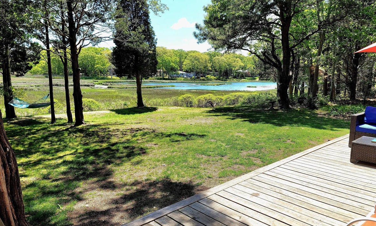 Lagoon Heights House | Water View 1 mi from Oak Bluffs 10 min Walk to Beach
