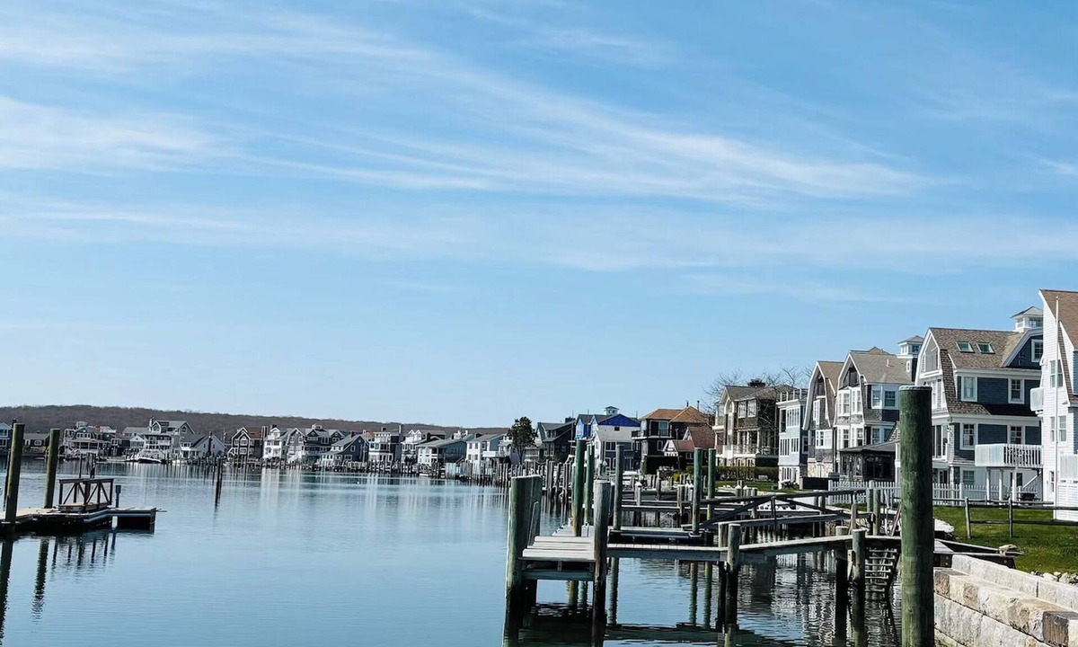 Groton Long Point House | Waterfront Comfort: 2-Bedroom Home in Prime Coastal Location