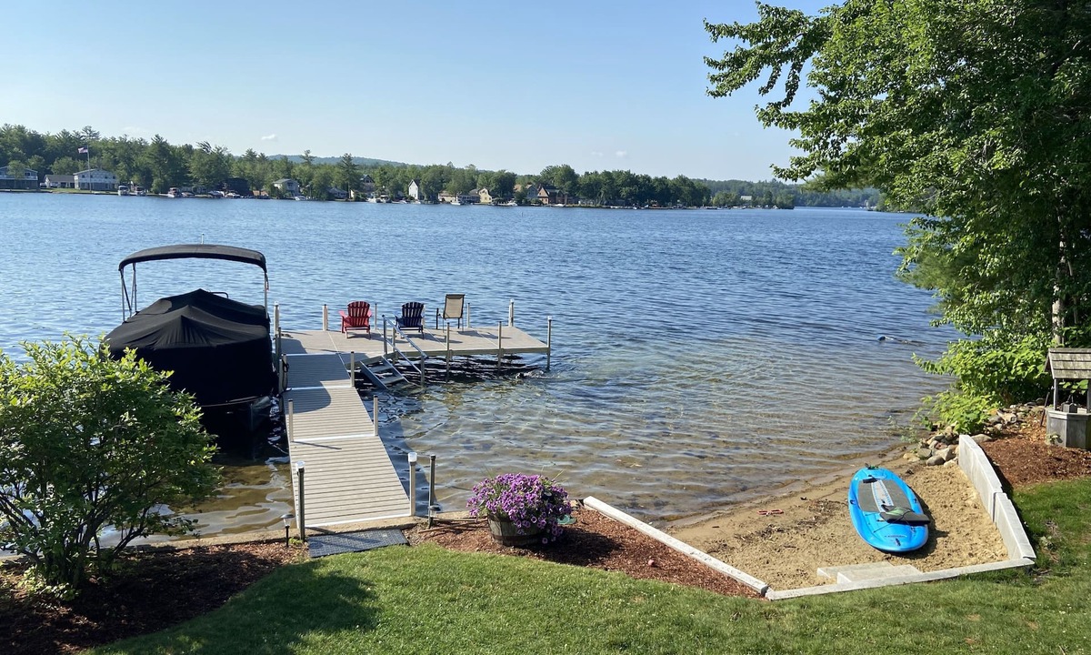 Winnisquam House | WaterFront family friendly home on Lake Winnisquam!