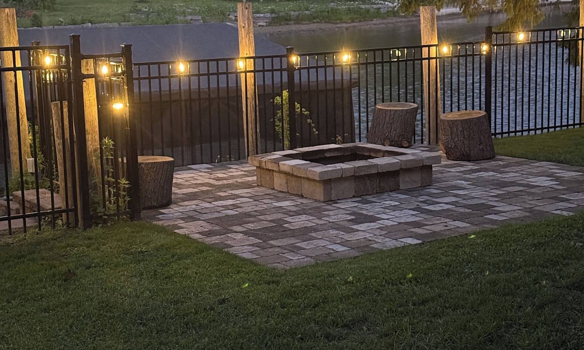 Wasaga Beach House | Waterfront in Wasaga Beach (on the Nottawasaga River) any season - 30 night min
