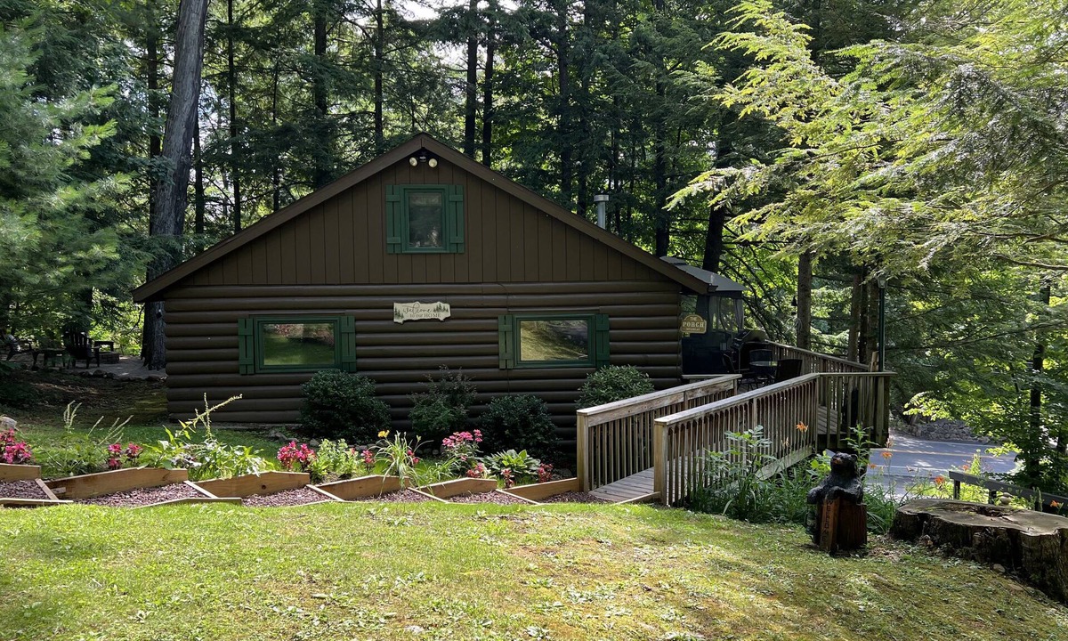 Bolton Landing Cottage | Weekly rental, Sat-Sat Across the street from beach and walking distance to town