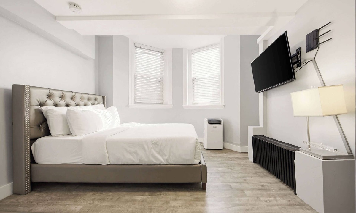 Bay Village Apartment | Welcome to Boston! Book Now