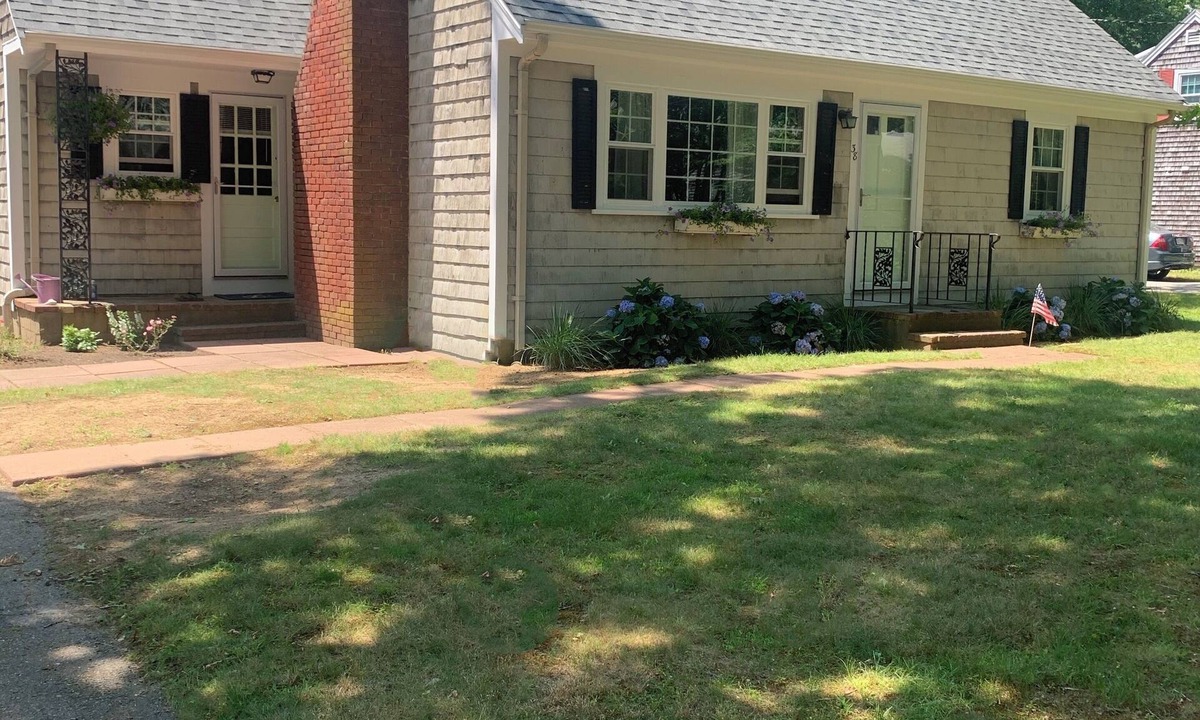 Falmouth Heights House | Welcome to Falmouth Heights, our Summer Family Retreat!