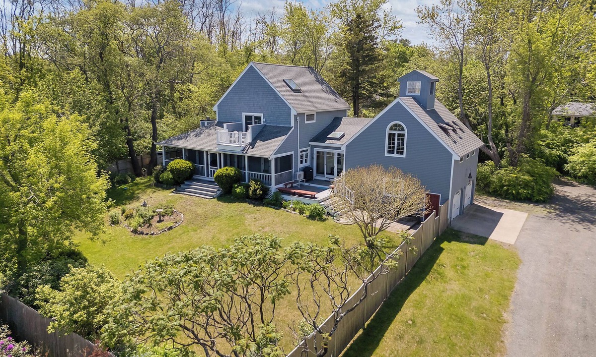 York Harbor House | Welcome to Feel The Breeze! New Rental in York!