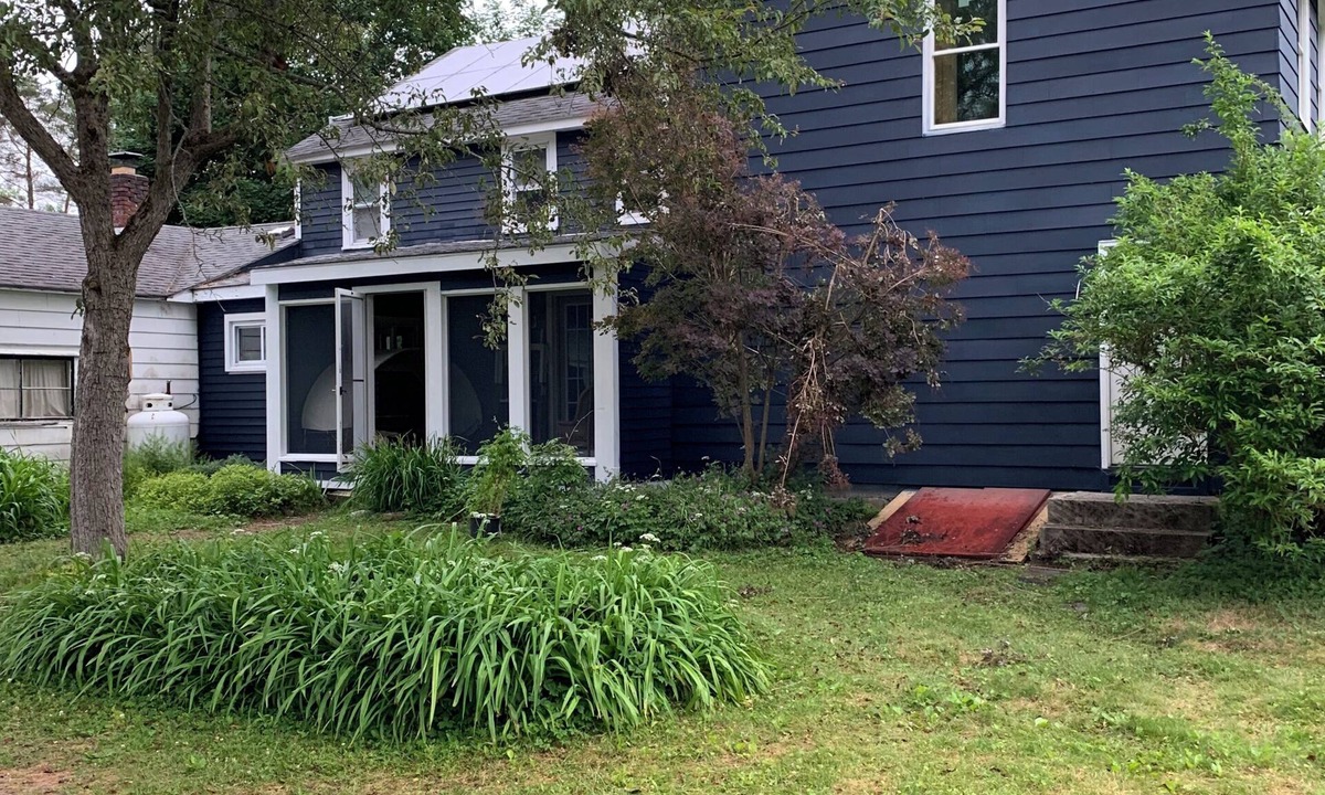 Lee Apartment | Welcome to the Berkshire Weekender
