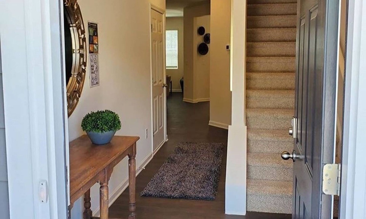 Jefferson Valley-Yorktown House | Westchester feel Hudson valley view