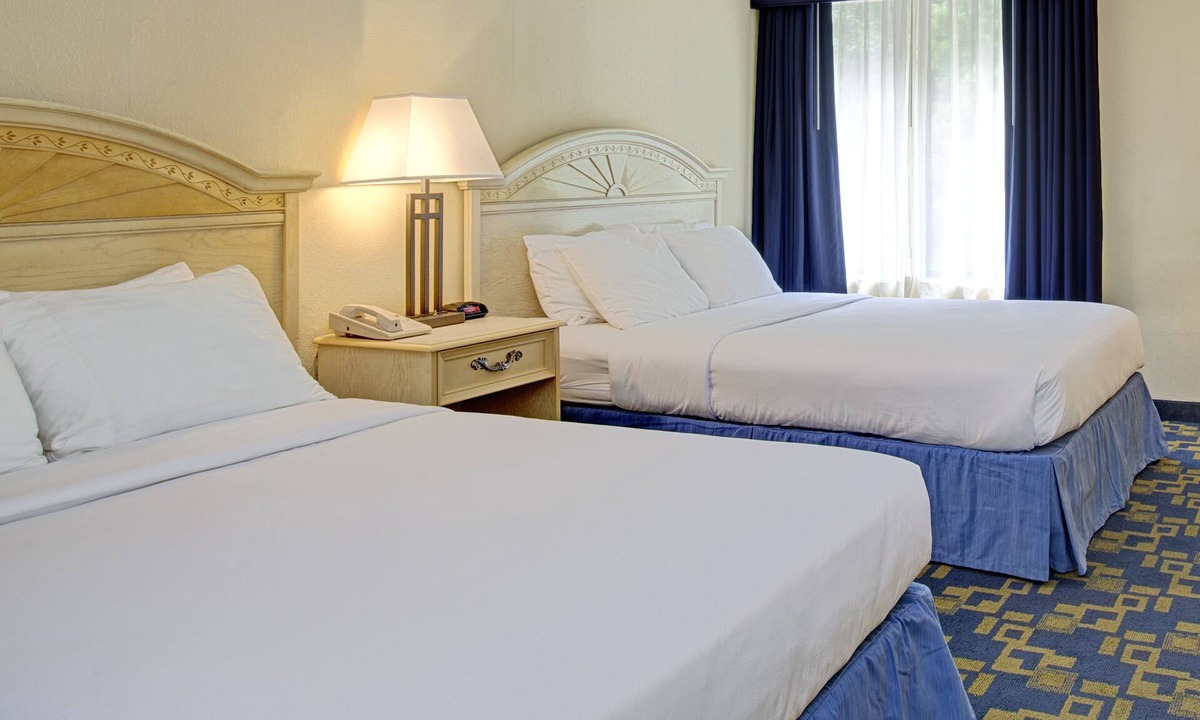East Windsor Hotel | Windsor Hotel