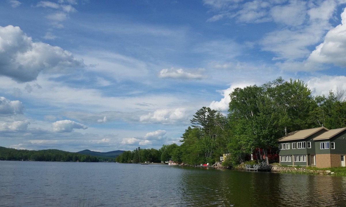 Hartford House | Winter, Spring, Summer, or Fall this Worthley Pond Cottage has it all.