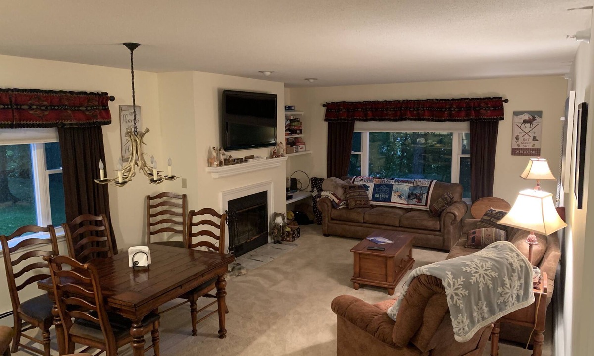 Ludlow Condo | Winterplace Condo Steps away from slopes