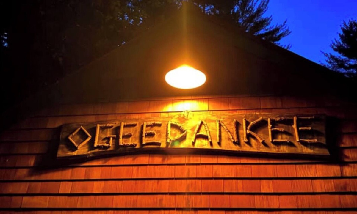 Tamworth Cabin | Wonderful historic "Ogeedankee" mountain camp lodge with 5 bedrooms and views.