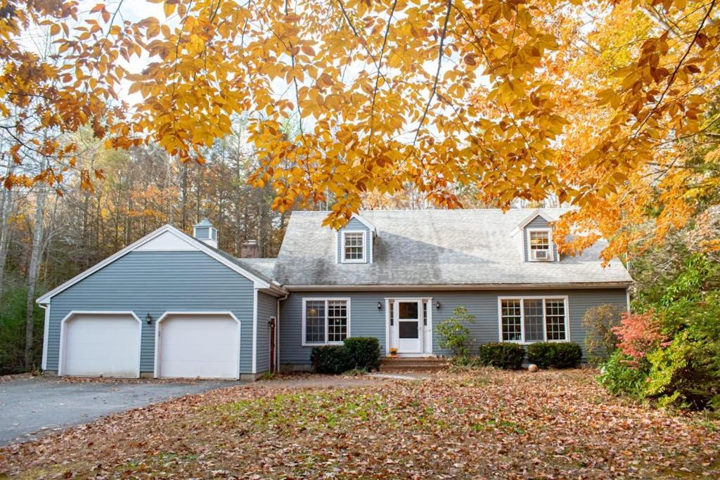 Bath House | Woodland home with screened porch, 2 living rooms - near historic waterfront