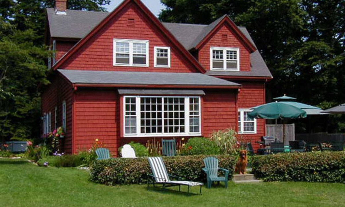 Falmouth House | Woods Hole Passage Inn