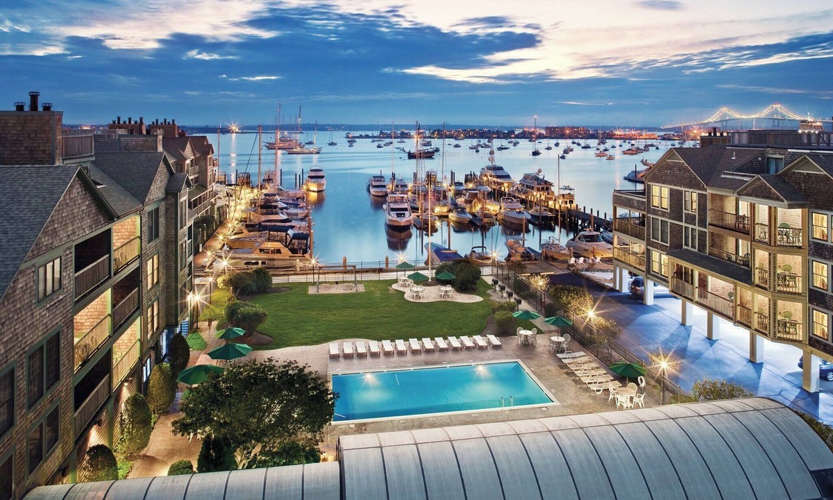Yachting Village Condo | Wyndham Newport Onshore|2BR/2BA Balcony King Suite