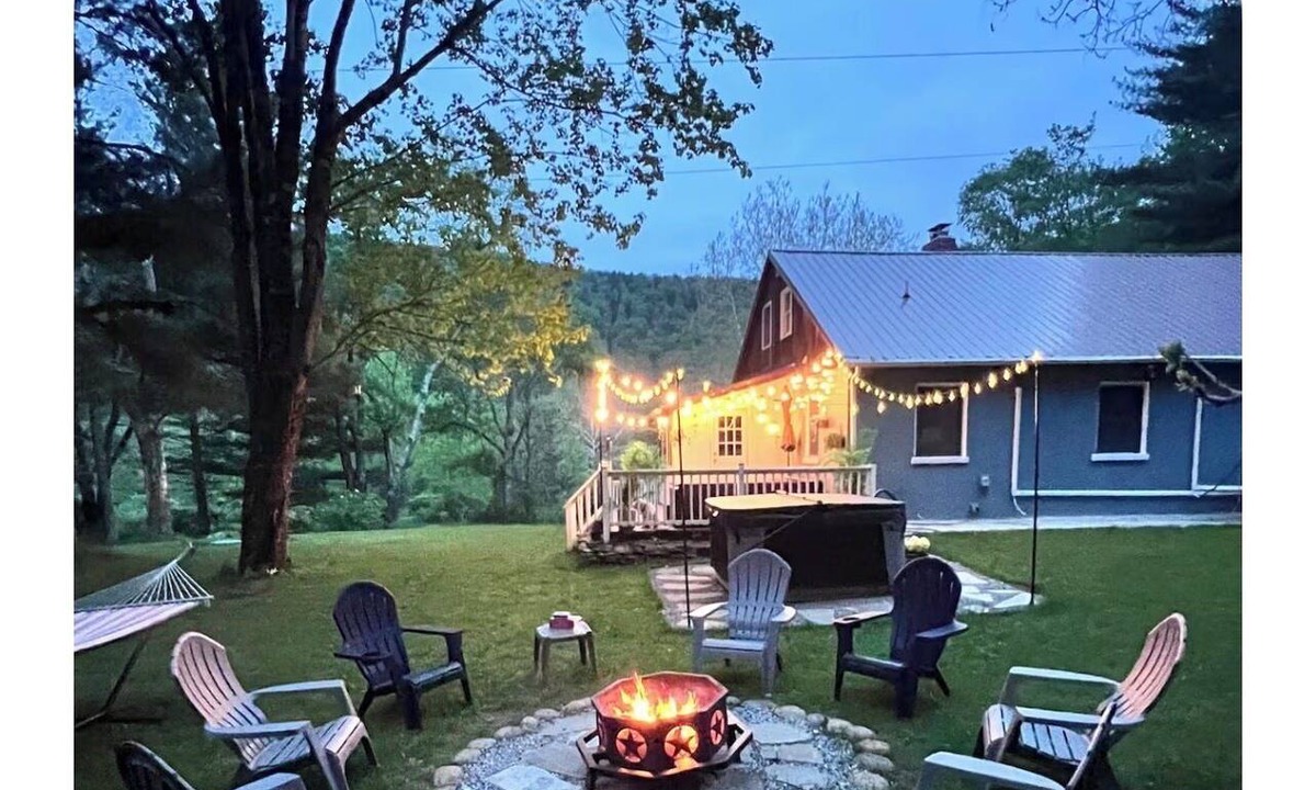 East Branch Cottage | Your Fishing hub with hot Tub BBQ its a Family sanctuary to relax Enjoy nature