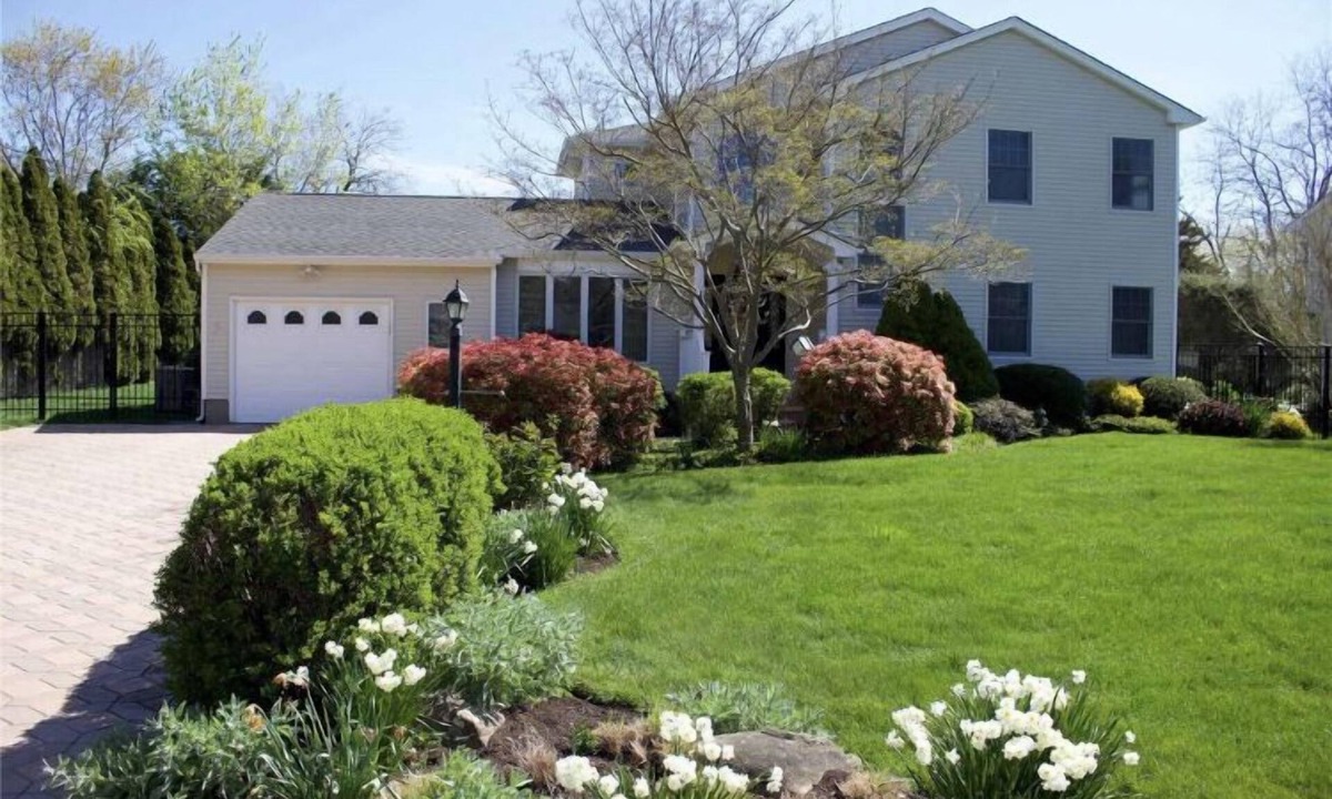 Greenport West House | Your Summer Escape