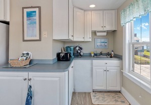 26 SECONDS FROM WELLS BEACH: OCEAN&MARSH VIEWS-BRIGHT & AIRY-SUPERB BEACH ACCESS