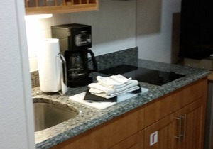 Charming 1 Bedroom Suite on the harbor in Newport, RI