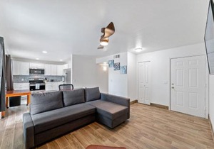 Coolidge 3bd 2ba upgraded apartment with amenities in Coolidge