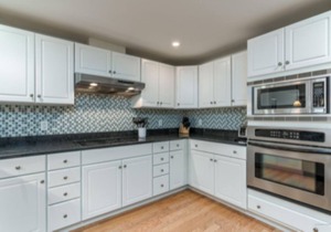 Fabulous beachfront 2 Bedroom Condo in the middle of the action