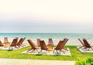 Suite 203: Beautiful 3-Bedroom Beachfront Townhouse