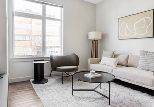 Sunny Cambridgeport 1BR w/ W/D & Gym, near Boston U & MIT, by Blueground