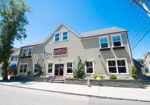 The Newport Lofts - 543 Thames Street