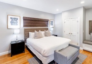 The Newport Lofts - 595 Thames Street