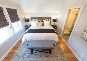 The Newport Lofts - 595 Thames Street