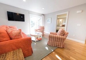 The Newport Lofts - 617 Thames Street