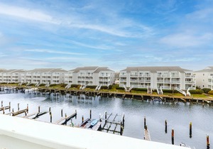 Waterfront Condo 3 Blocks from Beach w/Canal View Balcony & Shared Pool
