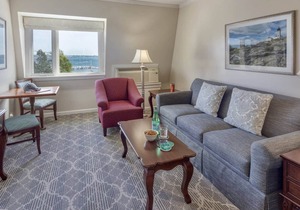Wyndham Bay Voyage Inn | 1BR/1BA Queen Suite