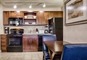 Wyndham Long Wharf Resort |2BR King Suite
