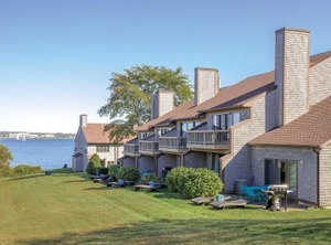 Wharf Newport | Jamestown