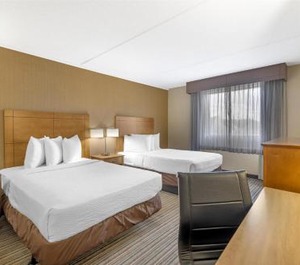 Plaza Hotel Trade 