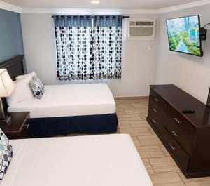 Beach Hotel 