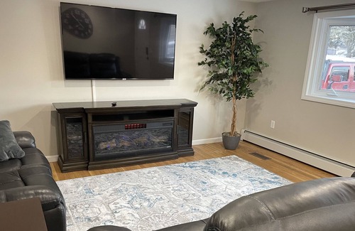 Bristol House | Bristol Getaway in Quiet Family Neighborhood