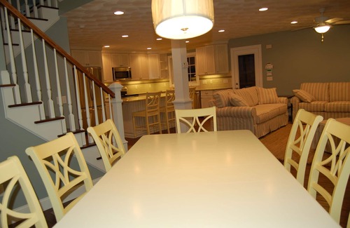 Newport East House | Long Term Rental Only, September - May