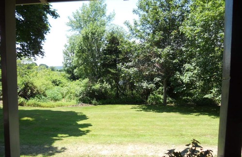Tiverton Cottage | Quiet Off Road Cottage - Short Walk to Shore