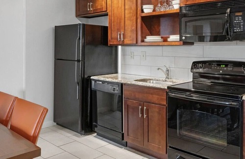 The Point Condo | Wyndham Newport at Long Wharf- 2br- luxury vacation rental