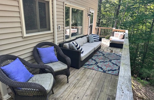 Gilford Ski Chalet | 1.5 miles to Gunstock. Great for larger groups or multiple families