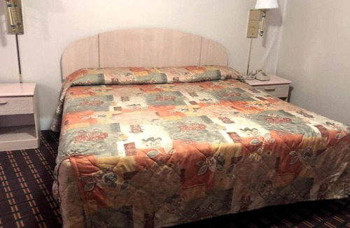 Seneca Falls Hotel | 1 Bedroom Apartment with Kitchen