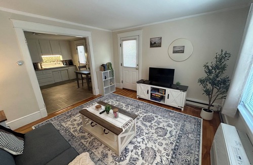 Brunswick Apartment | 1-bedroom Apt in Brunswick, walking distance to Bowdoin College & train station