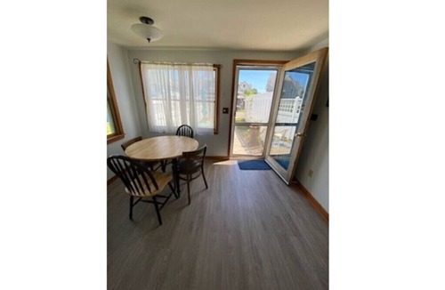 Oak Bluffs Cottage | 1-Bedroom cottage, 200ft from the beach