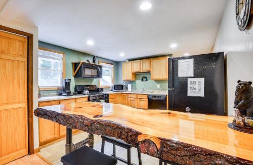 Brantingham House | 1 Mi to Brantingham Lake: New York Getaway!