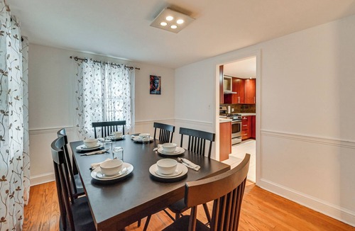 Silver Lane House | 1 Mi to Connecticut River: Home w/Large Backyard