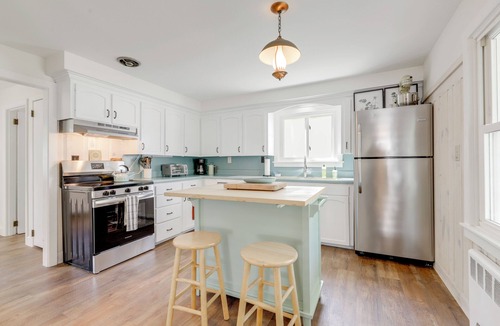 Westerly House | < 1 Mi to Dtwn Westerly! Walkable Coastal Escape