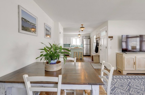 Westerly House | < 1 Mi to Dtwn Westerly! Walkable Coastal Escape