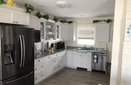 Ocean Park House | 100 steps from the Beach - Start your Family Vacation Here