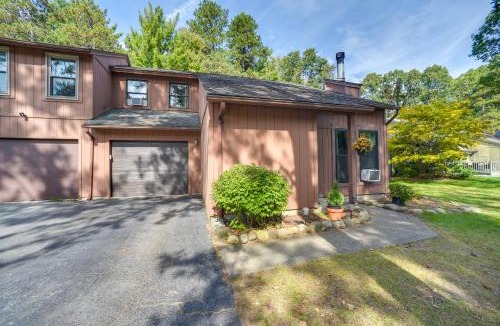 Malta House | 11 Miles to Saratoga Race Course: Upstate Retreat!